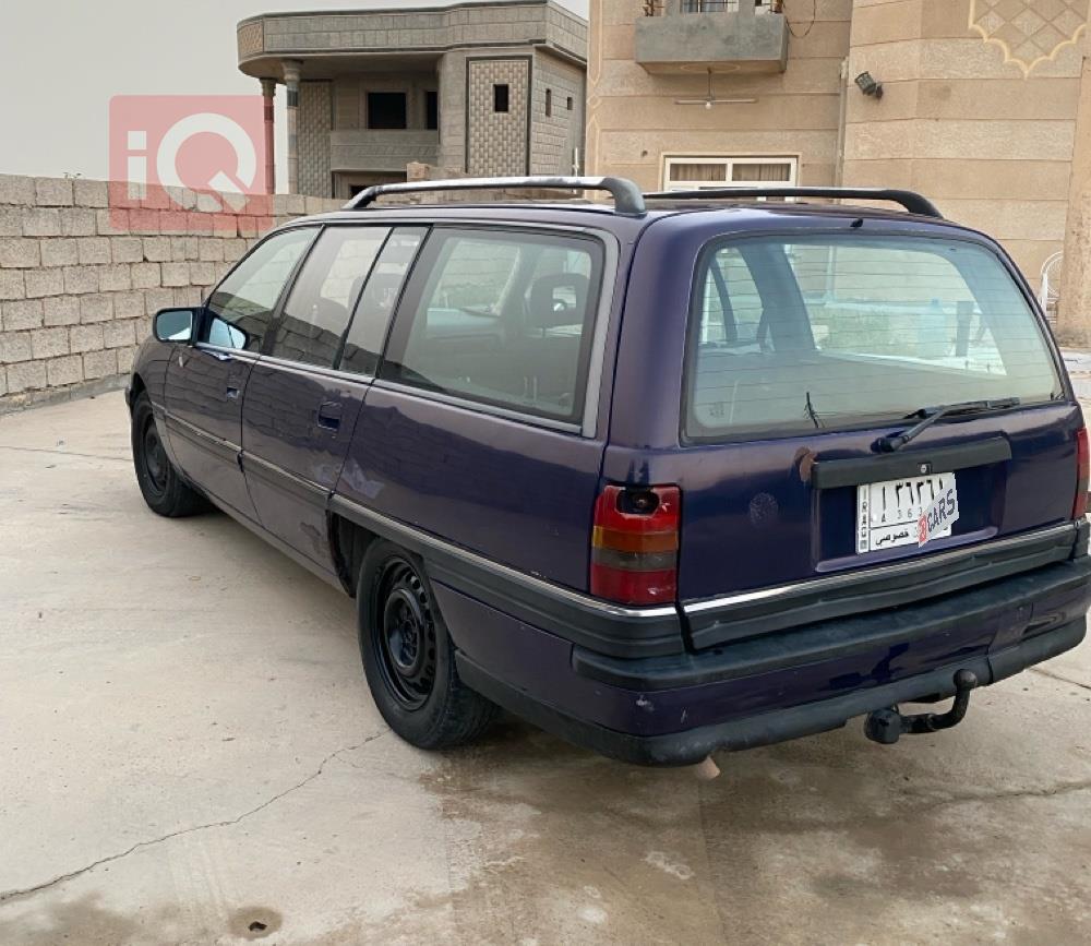 اوبل أوميغا